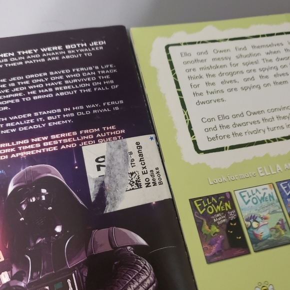 3/$15 kids chapter book lot of 4 books - Picture 8 of 10